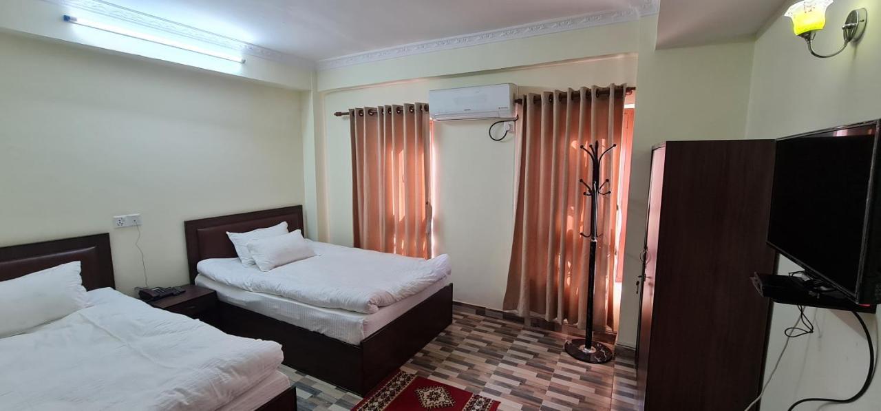 Pashupati View Hotel 카트만두 외부 사진